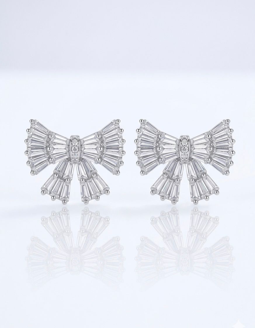 ZIRCON BAGET FİYONK KÜPE