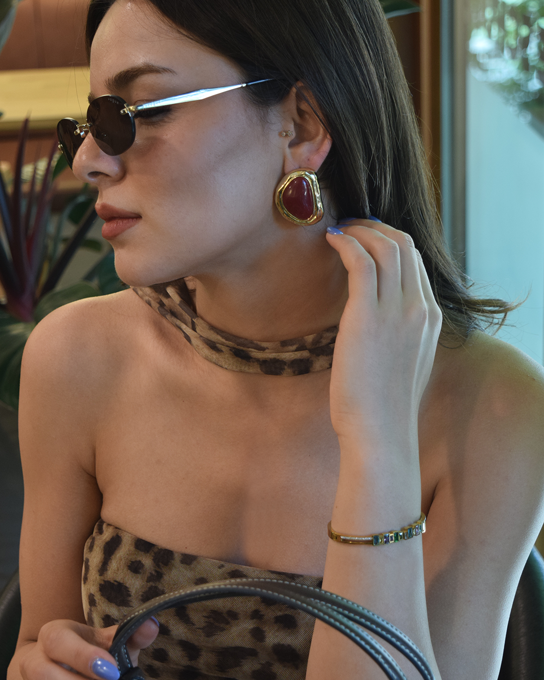 BORDO SARI PLAKA KÜPE 3